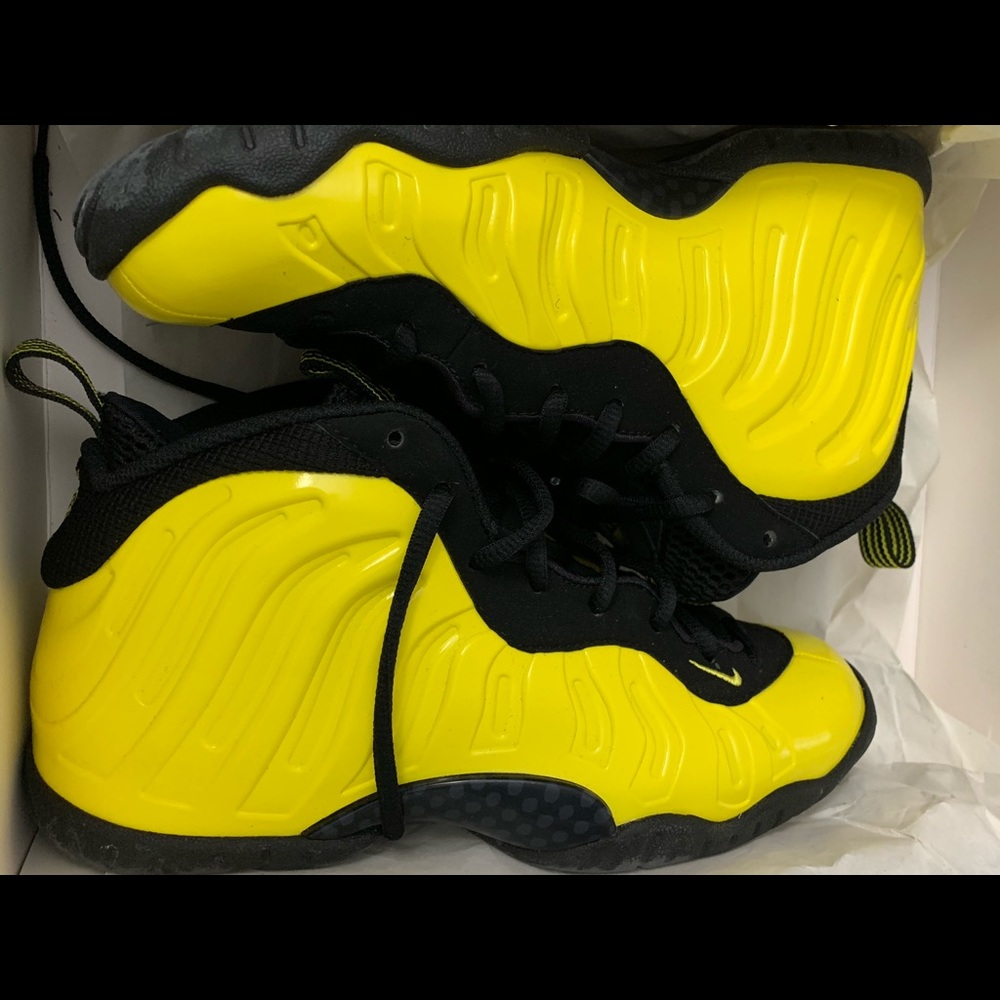 Nike little posite pro